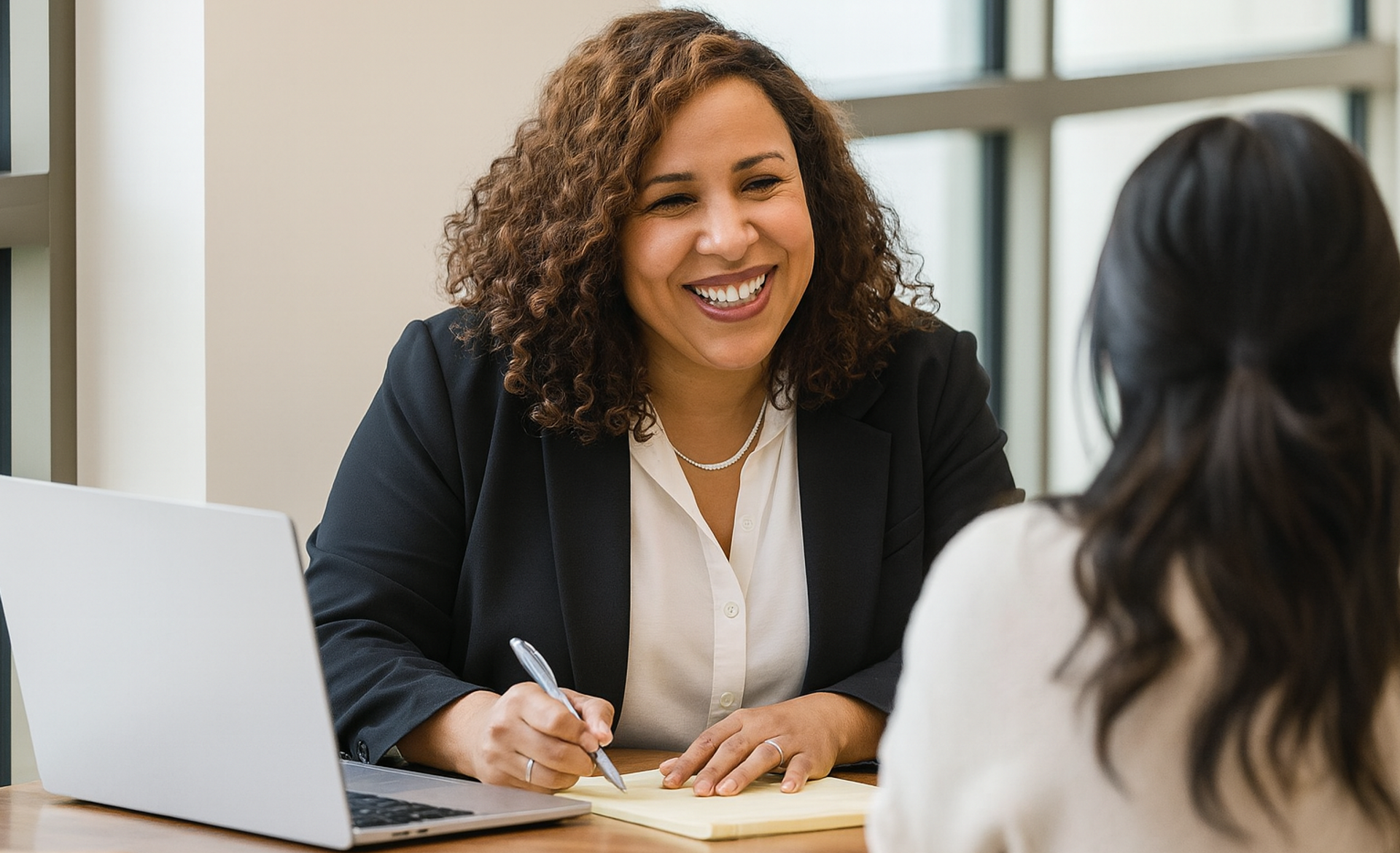 Afbeelding van accountant tijdens een adviesgesprek