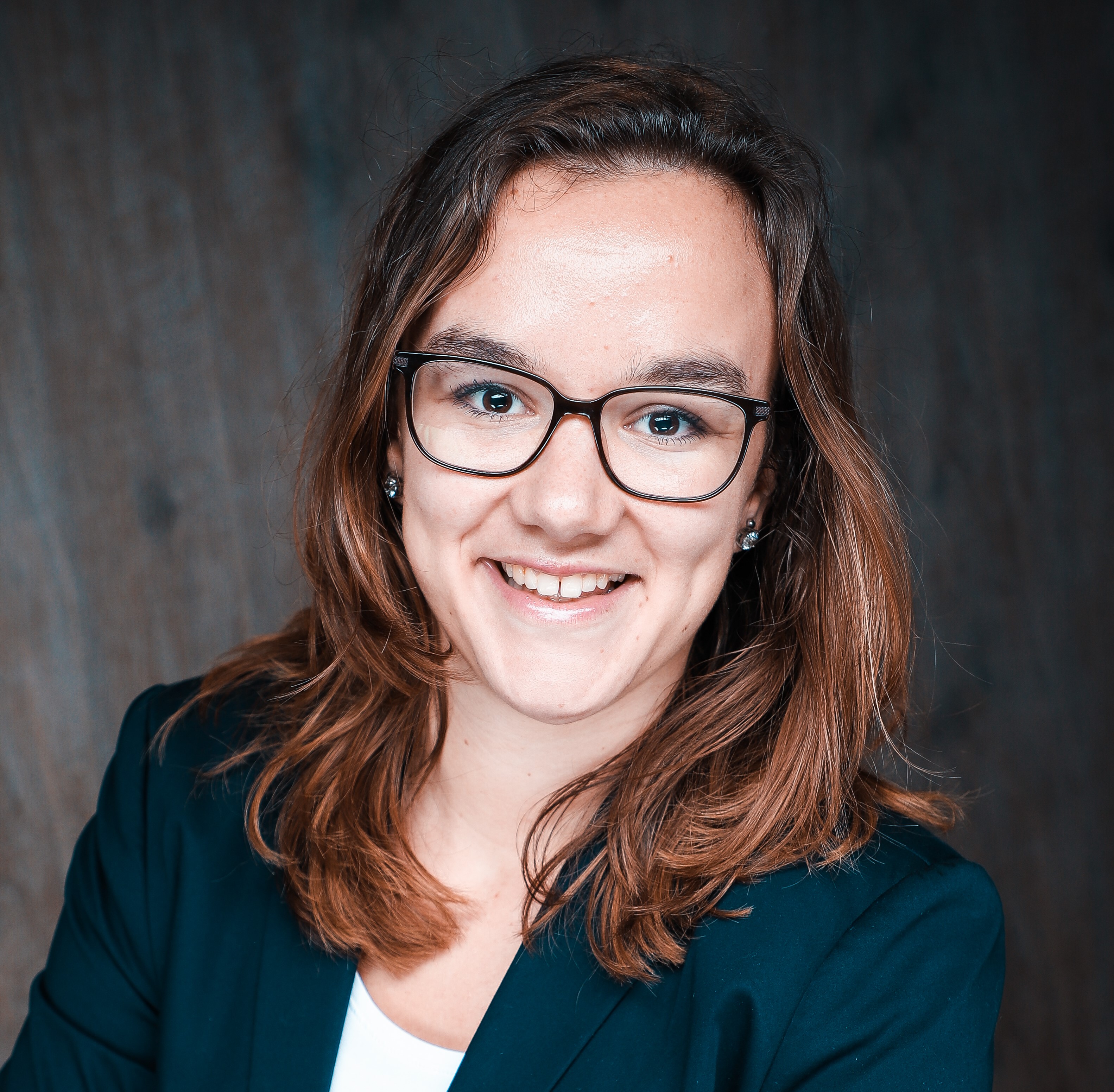 Amanda Buthker4.jpg