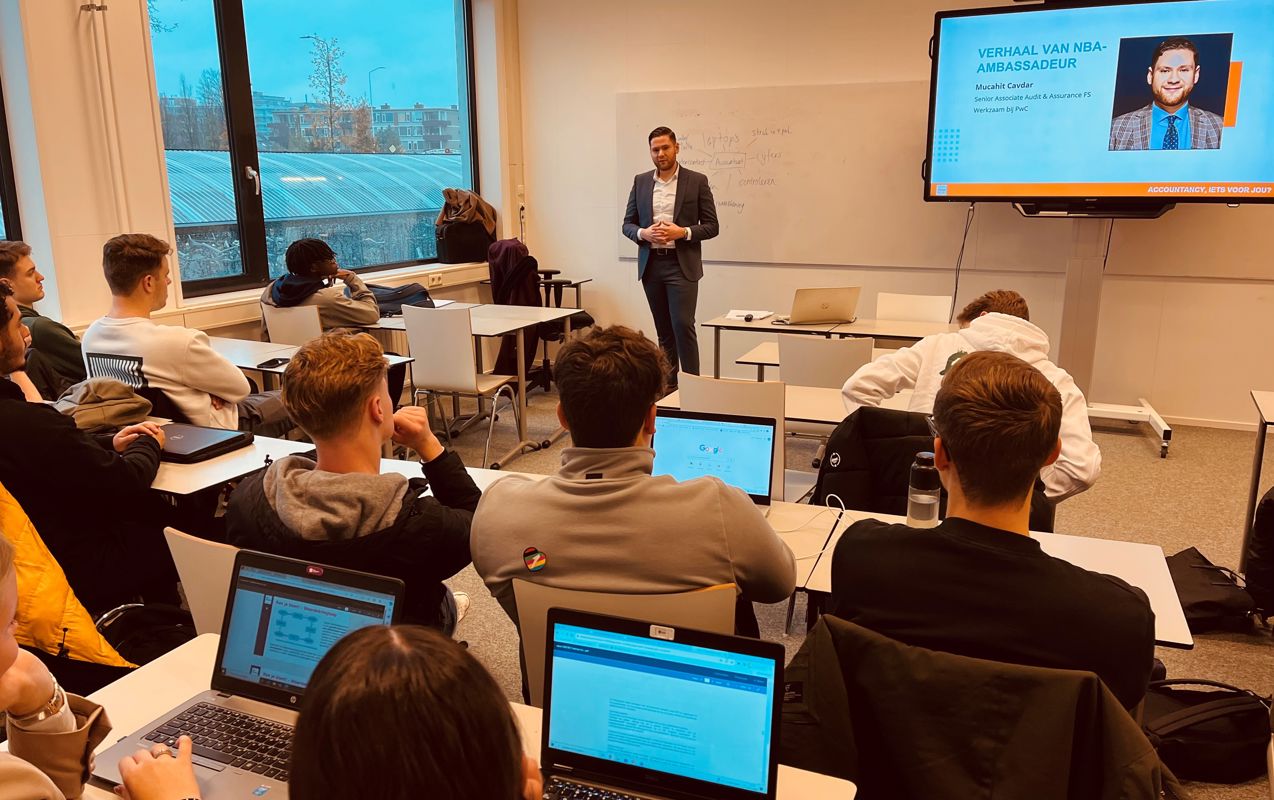 leerlingen in klaslokaal